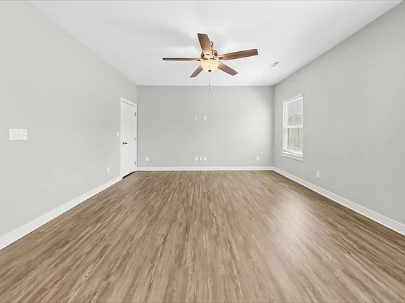 2nd image of 1626 Tundra Ln