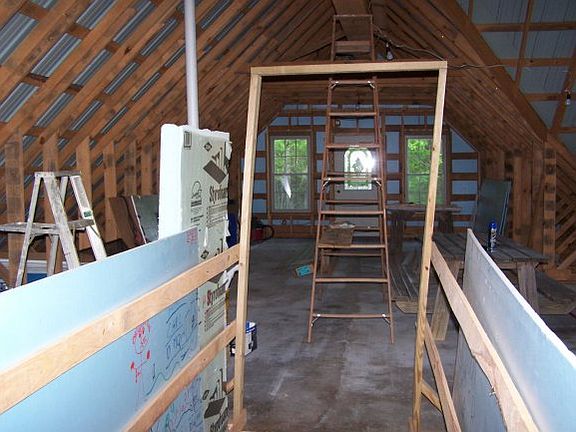 4th image of 937 Old Wood Ln