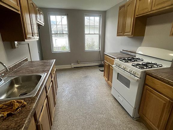 2nd image of 65 Harrison Ave #2L