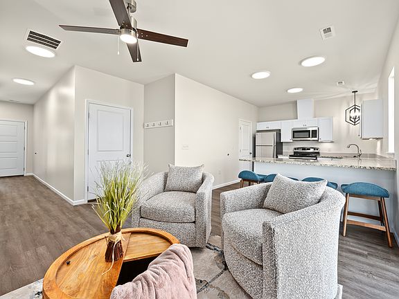 5th image of 288 Copper Tail Ln #308