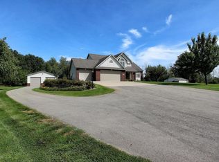 9066 88th Ave, Zeeland, MI 49464