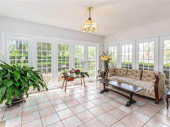 5th image of 1303 E Central Blvd