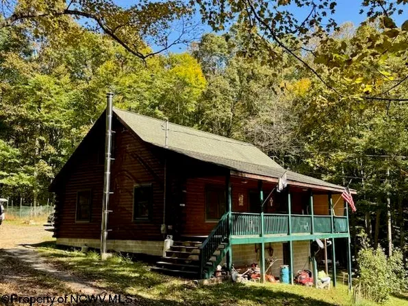3343 S Preston Hwy, Tunnelton, WV 26444