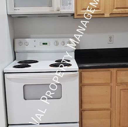 3rd image of 3525 N 15th St #1