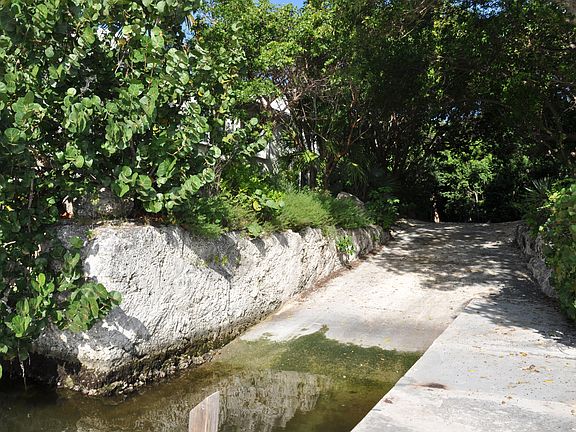 4th image of 53 Harbor Dr