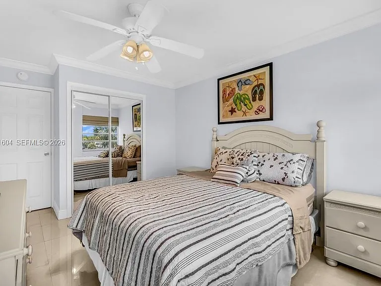 220 Kings Point Dr #314 — Photo 17