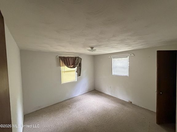 3rd image of 203 Tulsa St