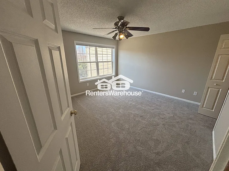 1905 Wildflower Ct — Photo 10