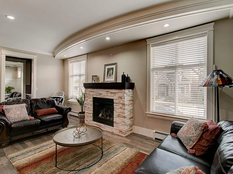 15598 Goggs Ave #MAIN — Photo 7