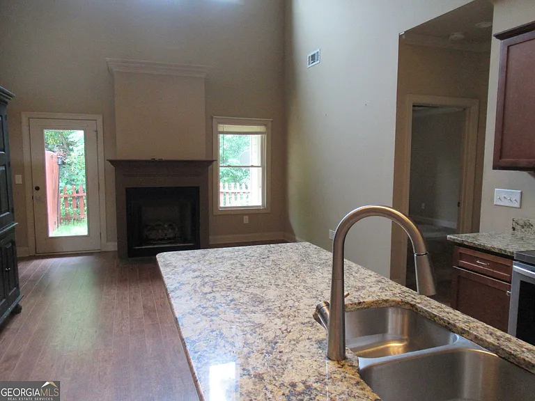 168 Village Dr — Photo 20