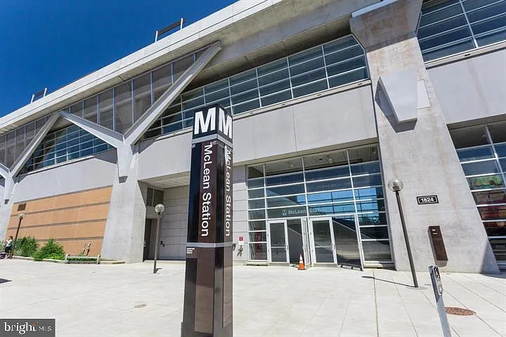 Mclean Metro Station!