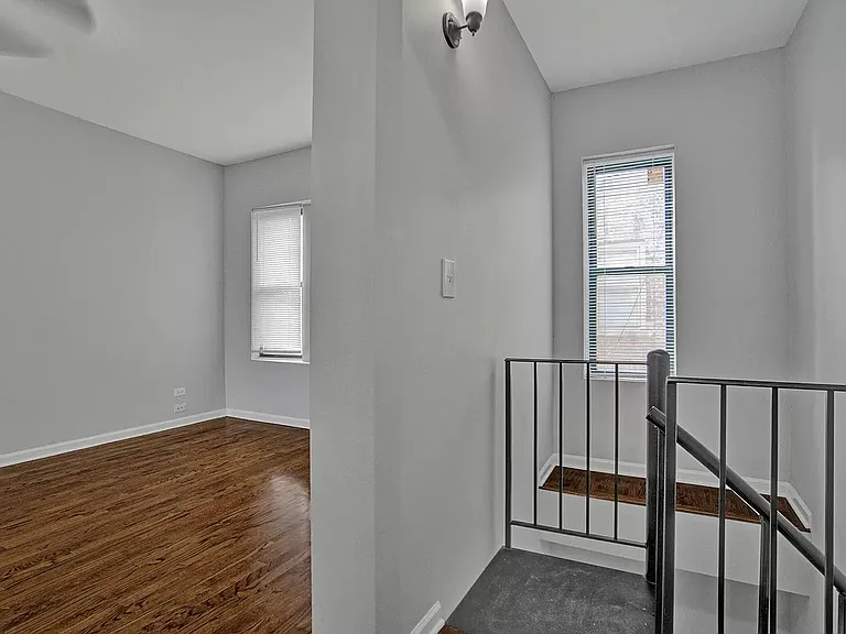 6211 S Woodlawn Ave #D — Photo 17