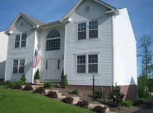 9283 Marshall Rd, Cranberry Twp, PA 16066