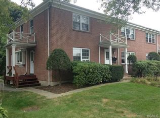 90 Gregory Ave #12, Mount Kisco, NY 10549