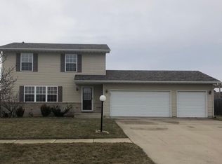 6757 157th Pl, Lowell, IN 46356