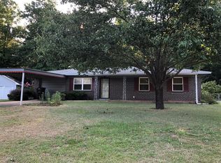 216 Merrydell Dr, Ozark, AL 36360