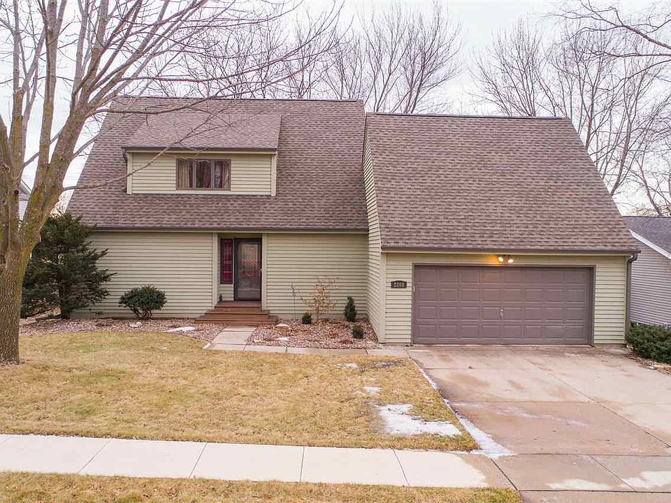 1st image of 2208 Yorkshire Dr