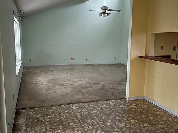 5th image of 12022 Annette Rd #657