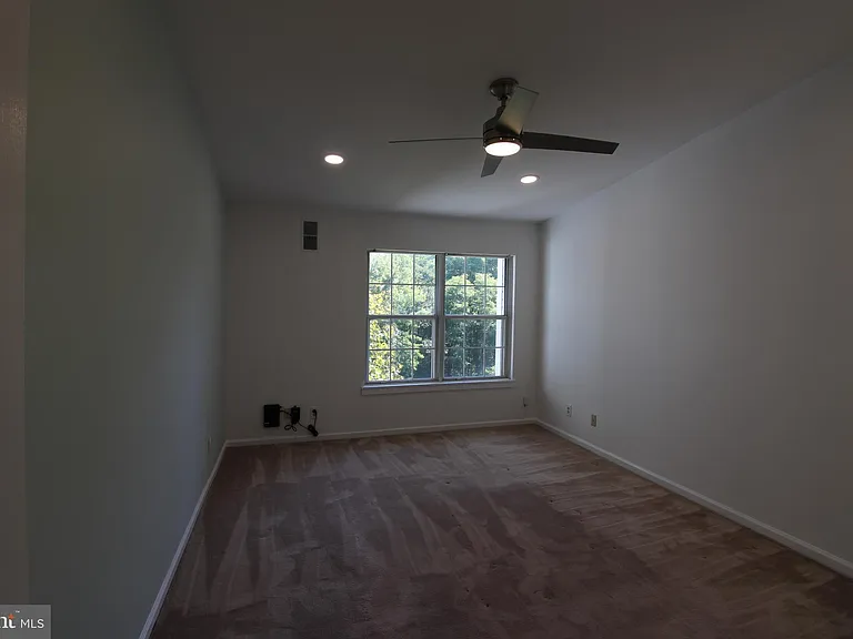 7509 Ashby Ln #N — Photo 9