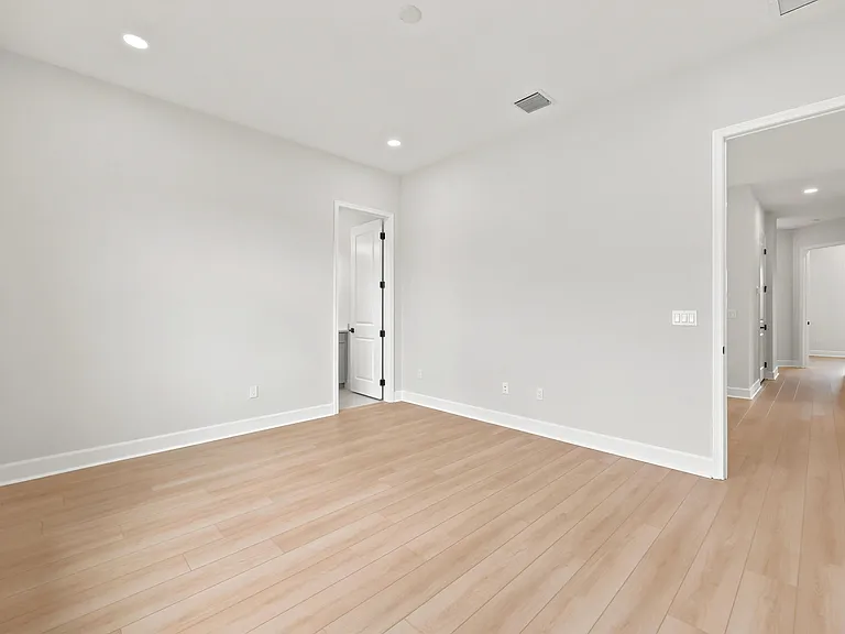 14261 Spruce Pine Dr — Photo 73