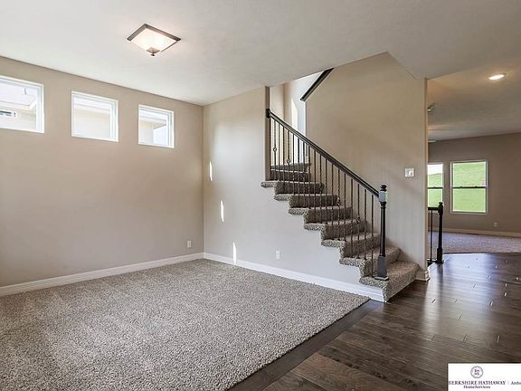 3rd image of 6412 S 184th Ave