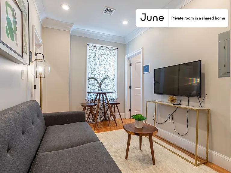 33 N Margin St #A — Photo 6