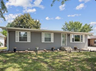 4771 Edgebrook Dr, Waterloo, IA 50701