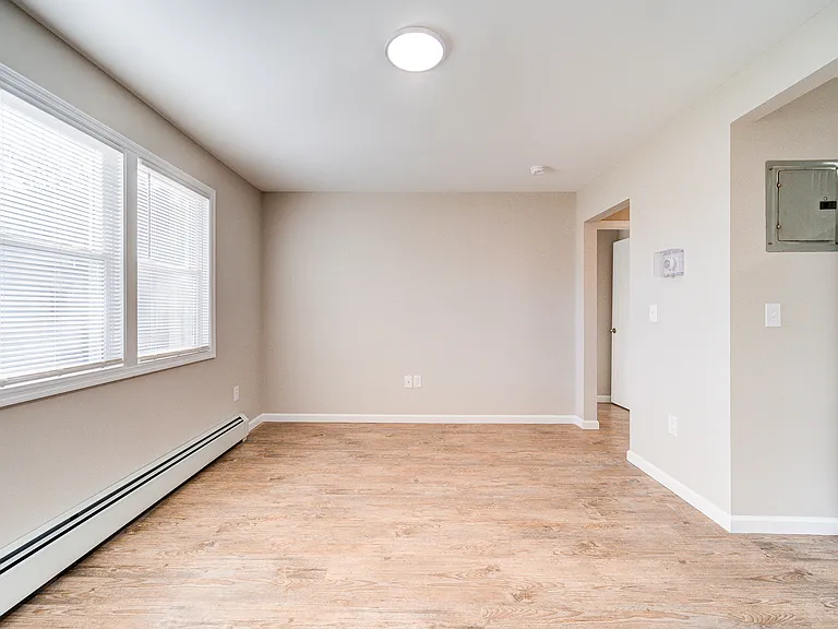 4 Springwood Cir #4C — Photo 6