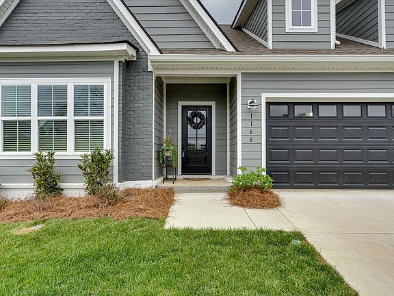 3rd image of 1166 Omaha Cir