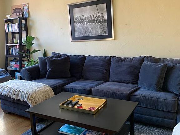 4th image of 2820 Octavia St #1