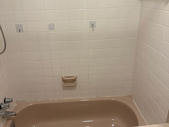 5th image of 9114 Omar Ct