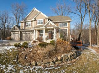 6060 Hermitage Cir, Mound, MN 55364