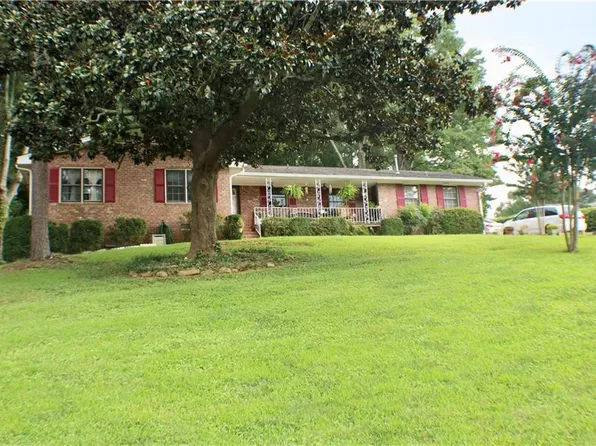 4446 Arcadia Dr, Norcross, GA 30093