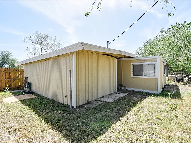 4613 Odem Dr — Photo 29