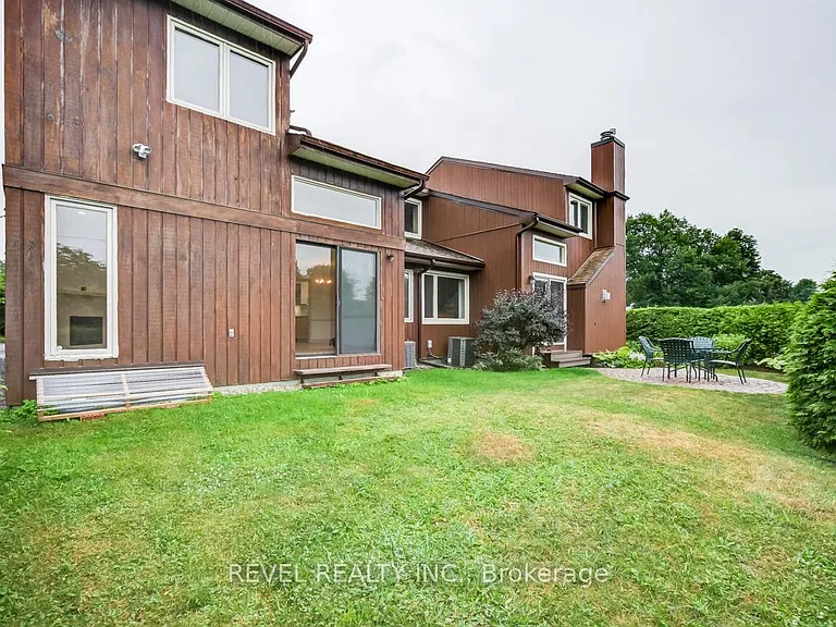 5 Sandhurst Ct — Photo 19