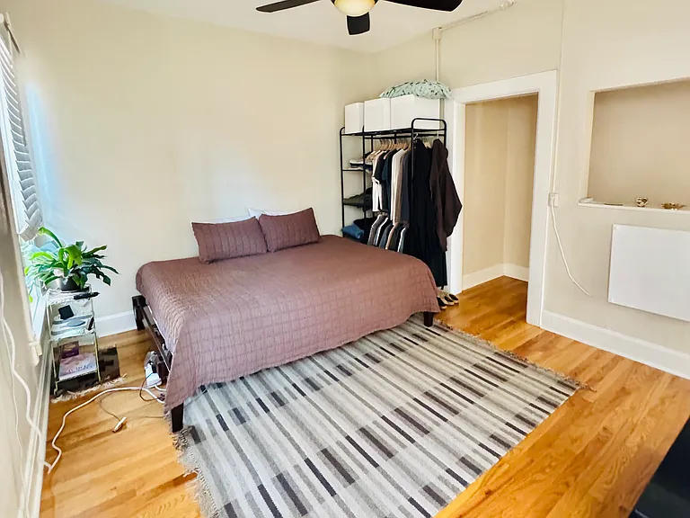 1638 N Franklin St #4 — Photo 4
