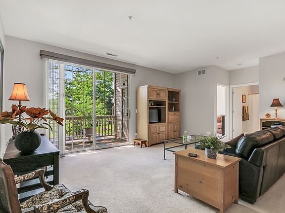 3rd image of 34451 N Old Walnut Cir Unit 207