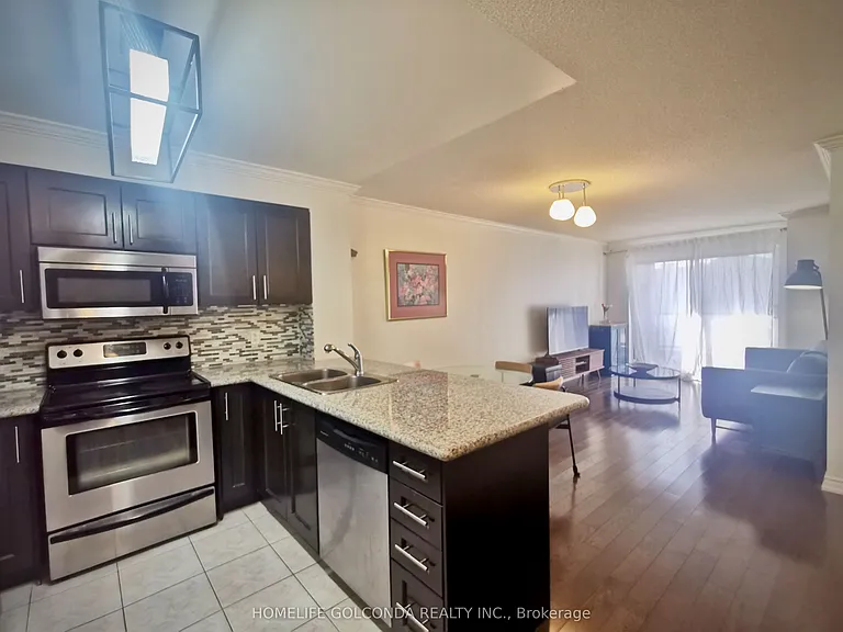 18 Harding Blvd #412 — Photo 9