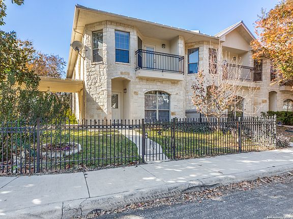 3rd image of 444 Herff St