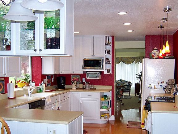 5th image of 12675 Torrey Pines Dr