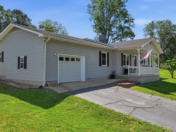 83 Meadowbrook Dr, Franklin, NC 28734