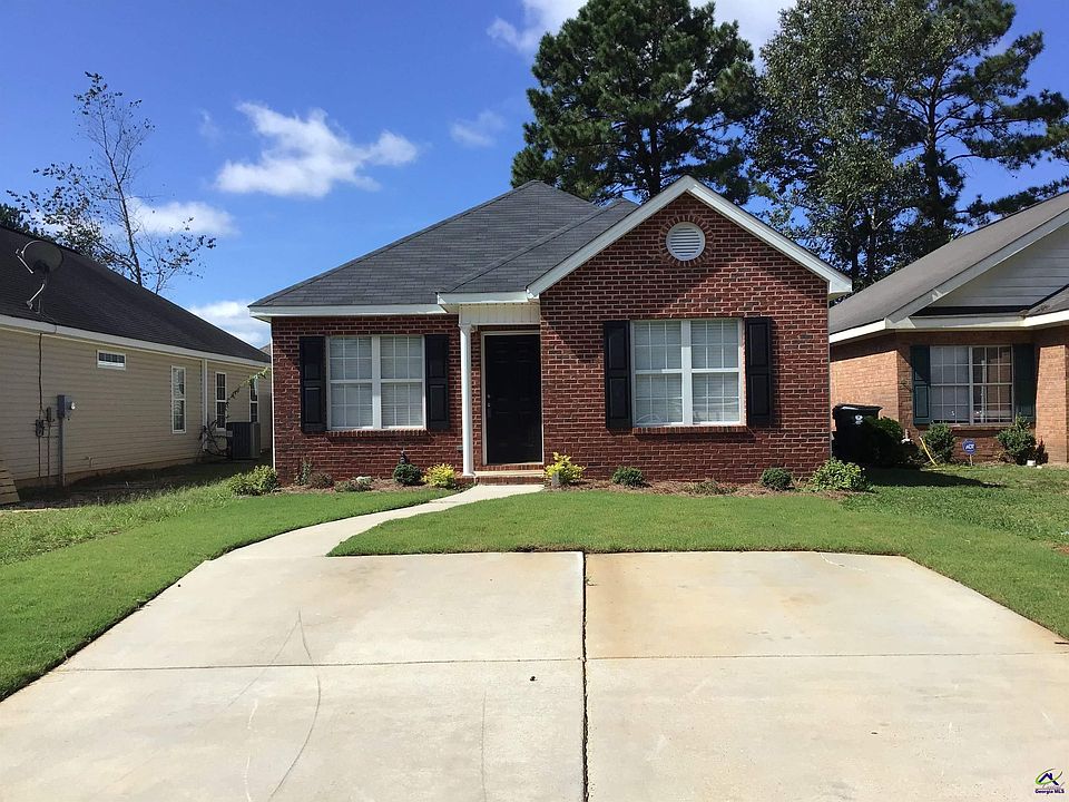 1st image of 108 Rolling Woods Cir