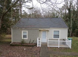 1413 Cook St, High Point, NC 27262