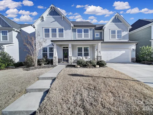 925 Gray Hook Dr, Fort Mill, SC 29708