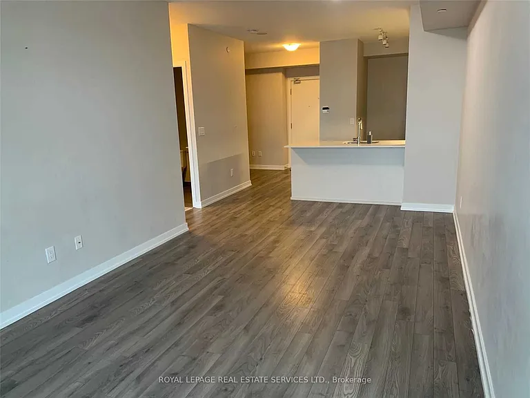 4633 Glen Erin Dr #910 — Photo 5