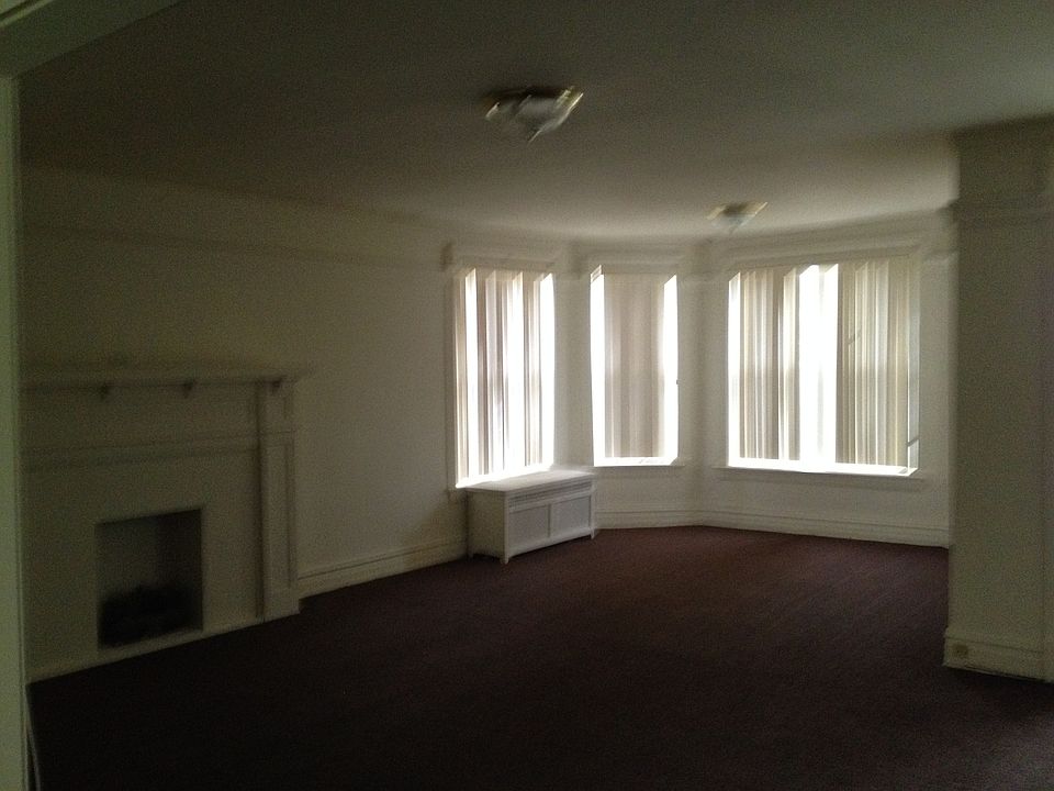 1st image of 6936 S Oglesby Ave