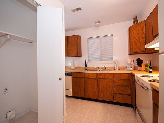 AS 1 BR Kitchen and Laundry