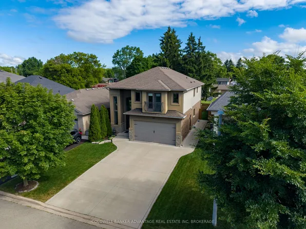 395 Michael Dr, Welland, ON L3C 0A5