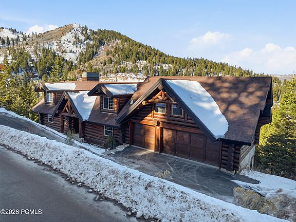 3rd image of 490 Matterhorn Dr