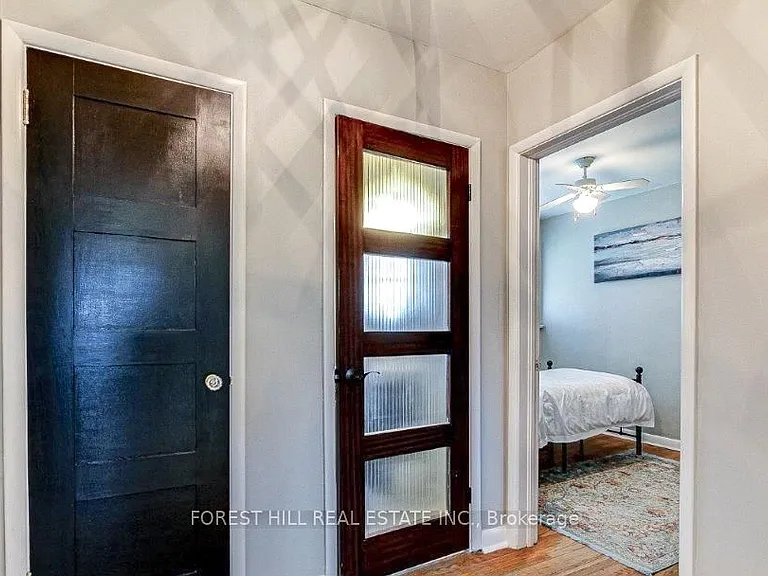 292 Griffith St — Photo 11